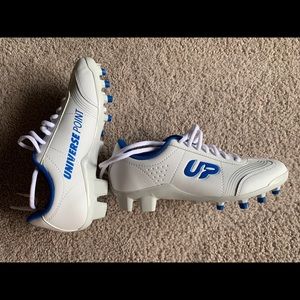 Universe Point cleats. Size 7.5